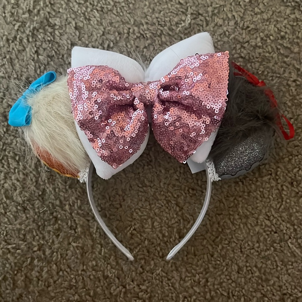 Custom THISDFLOVE Aristocats ears!